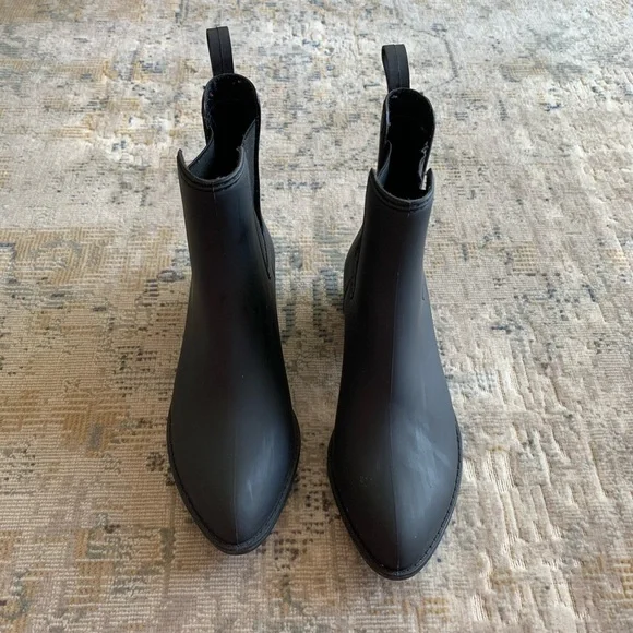 Rain Booties - Picture 2 of 3